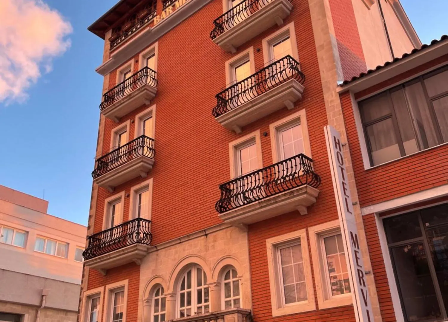 Krujë Mervin Hotel