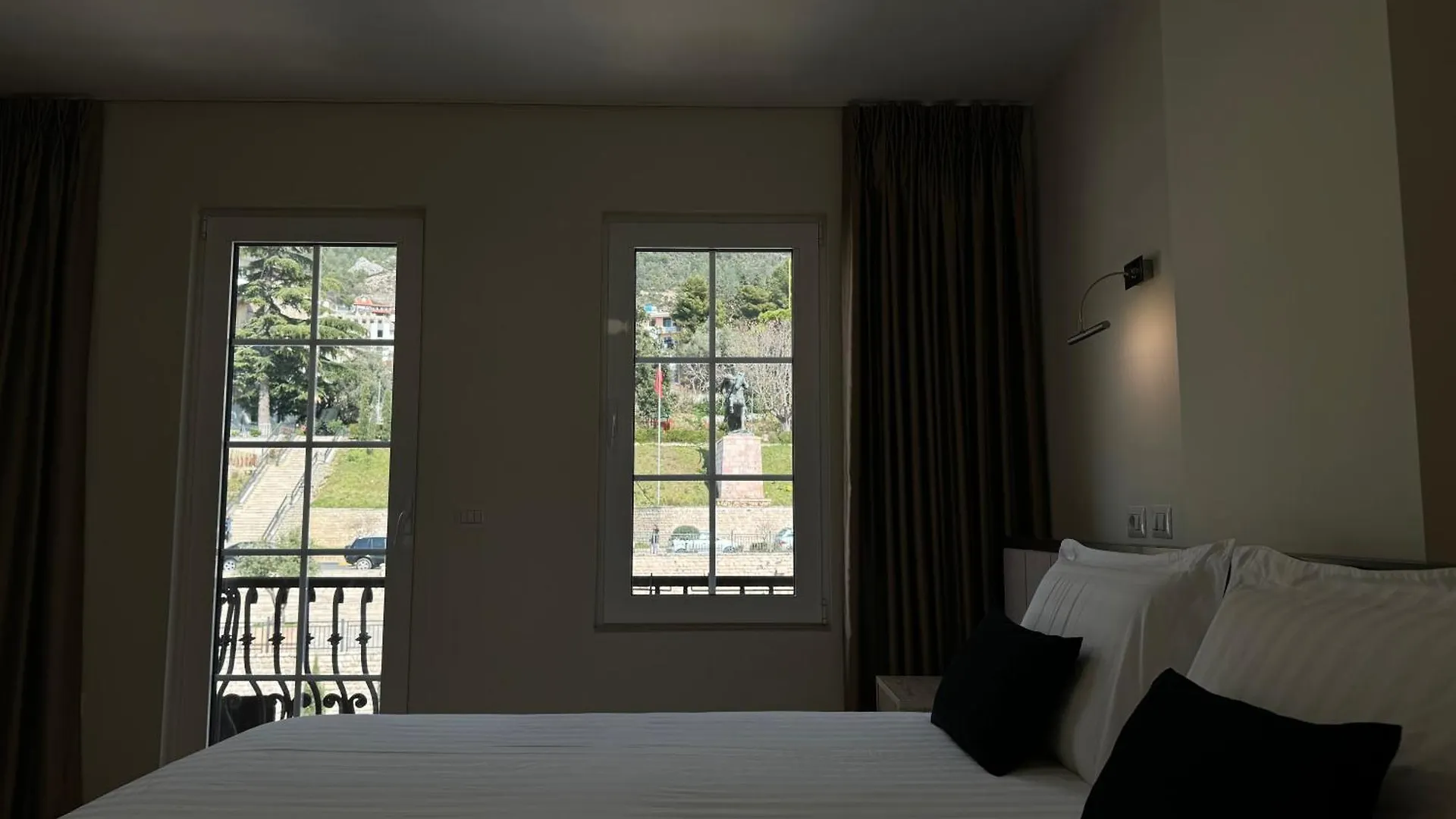 Krujë Mervin Hotel