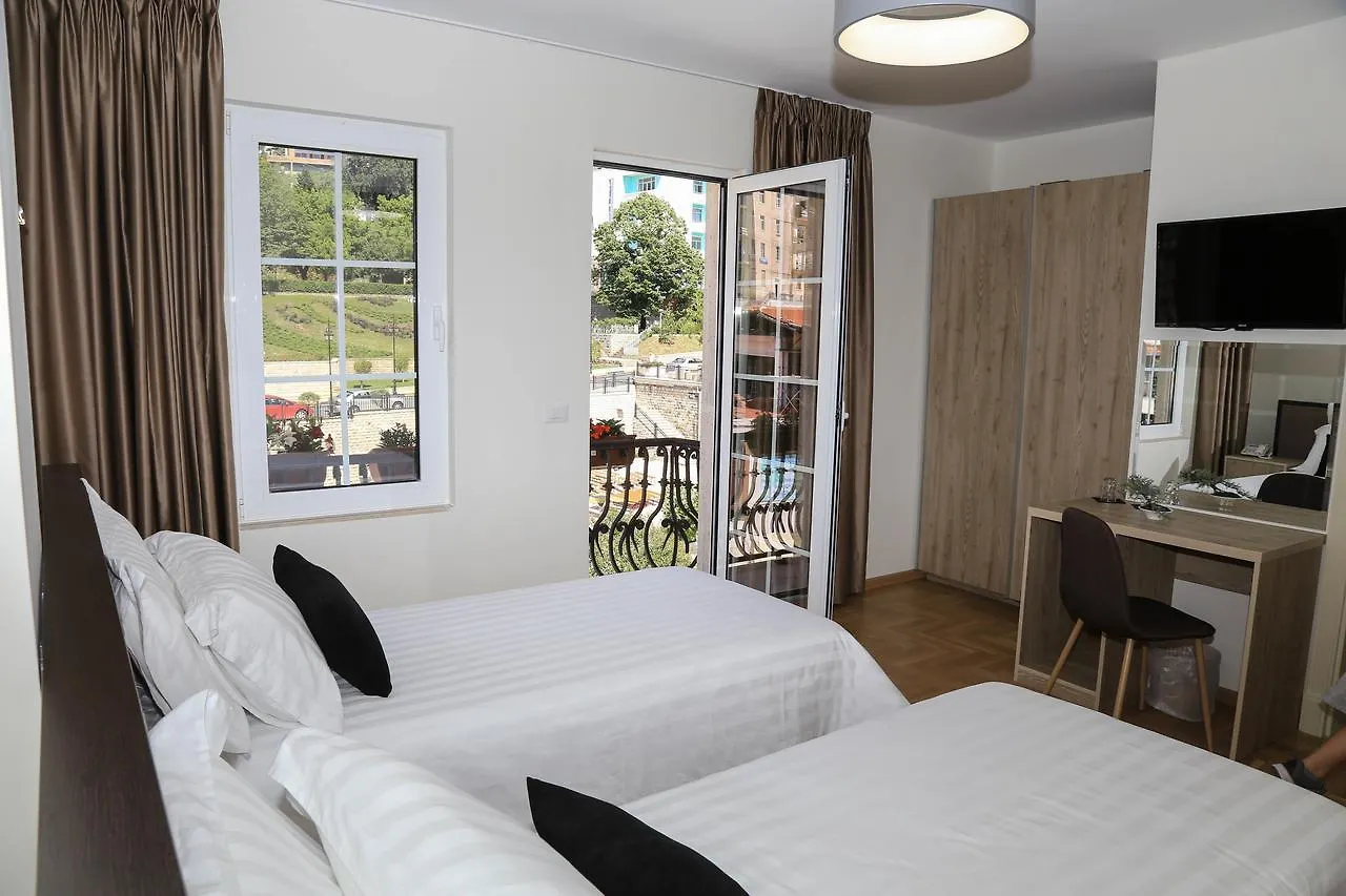 Mervin Hotel Krujë