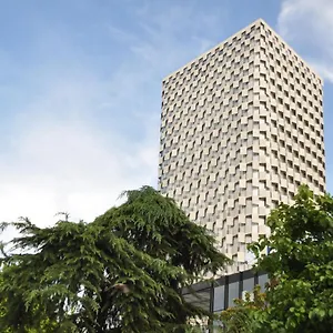 the-plaza-tirana.hotels-in-tirana.com/