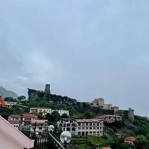 فندق --hotel Deal-- With Castle View